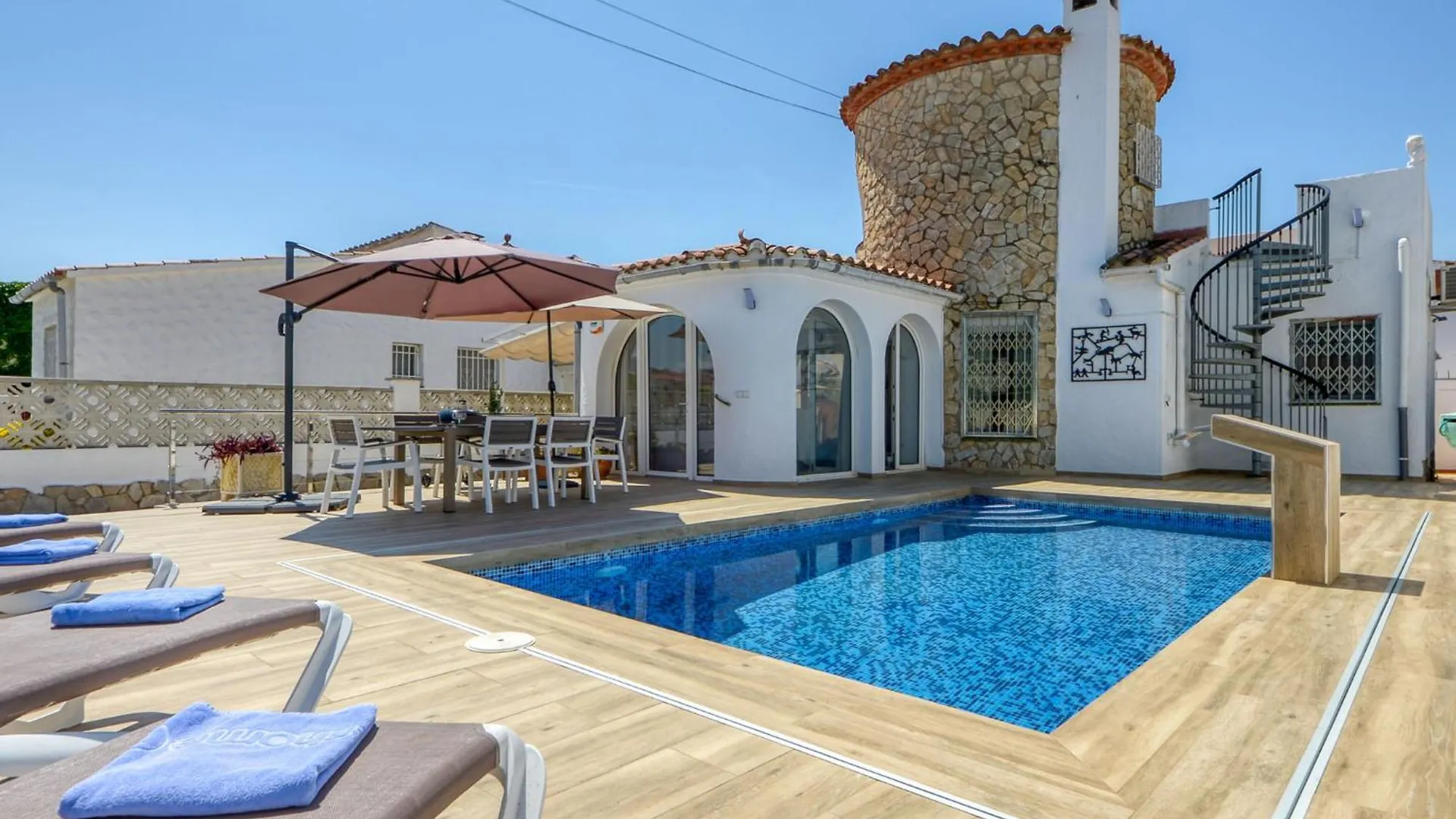 Holiday Home Roanne By Interhome Empuriabrava
