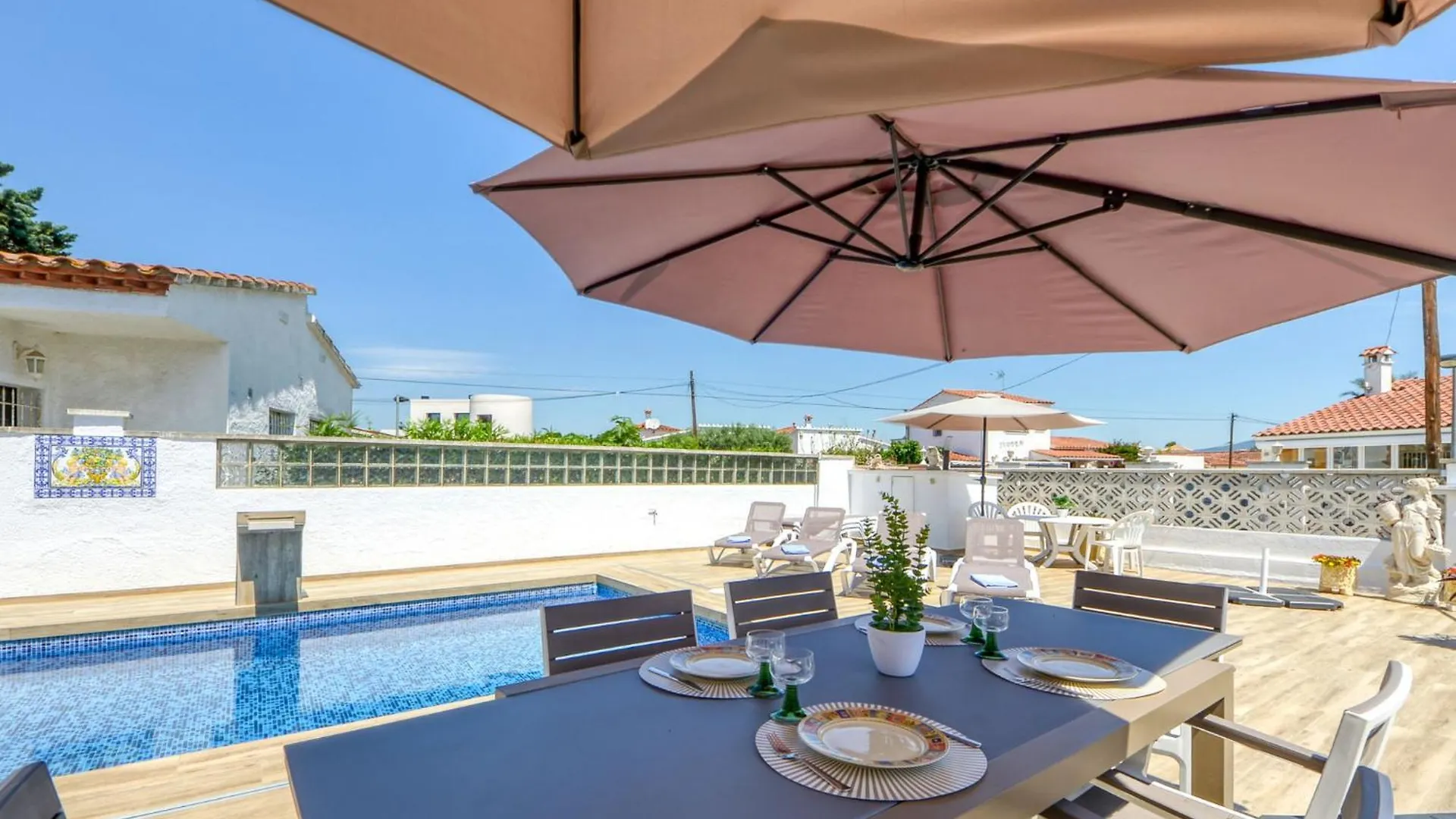 Holiday Home Roanne By Interhome Empuriabrava